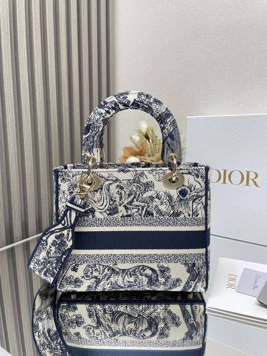 Dior Tote bag with decorative elements Blue 01A