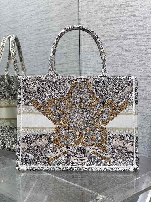 Dior Tote bag with elegant design Beige 01A