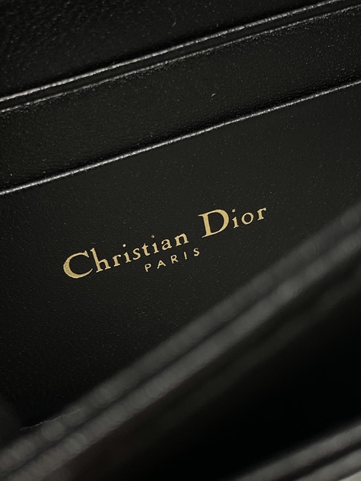 Dior Tote bag with elegant design Black 01A 11