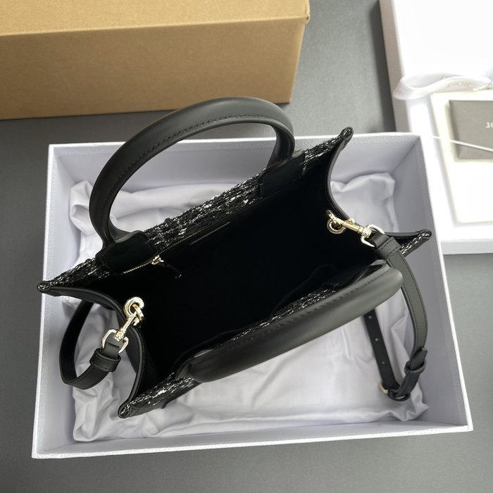 Dior Tote bag with elegant design Black 01A 9