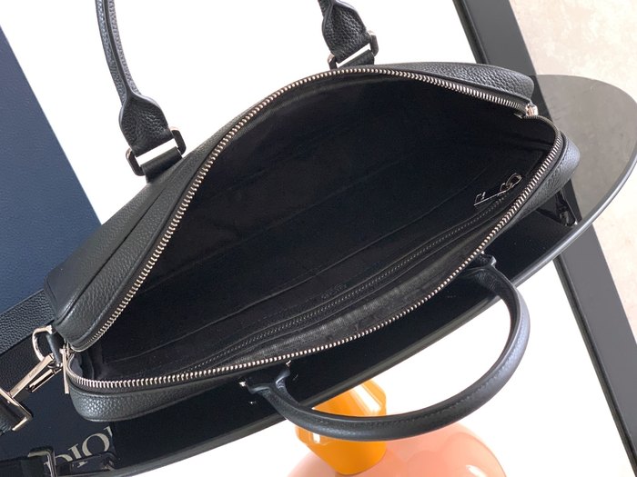 Dior Tote bag with elegant design Black 01A