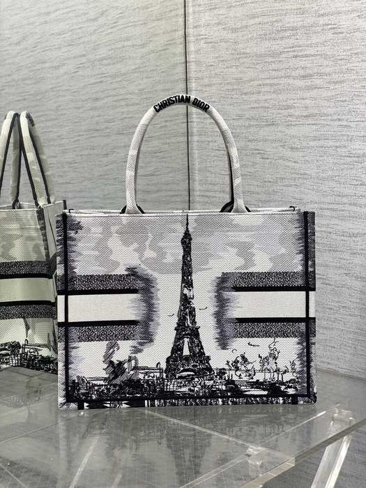 Dior Tote bag with elegant design Grey 01A