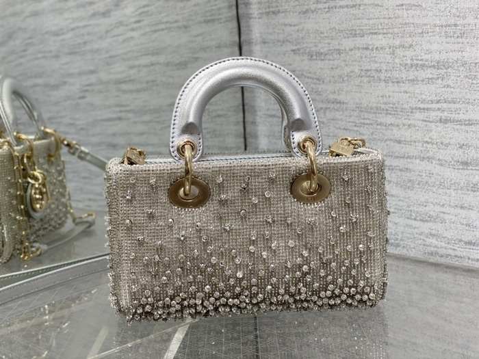 Dior Tote bag with elegant features Beige 01A 2