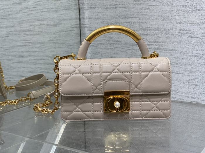 Dior Tote bag with elegant features Beige 01A 4