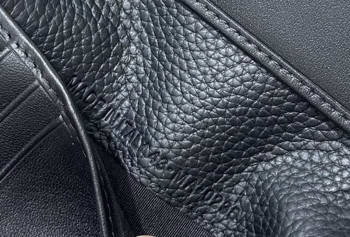 Dior Tote bag with elegant features Black 01A