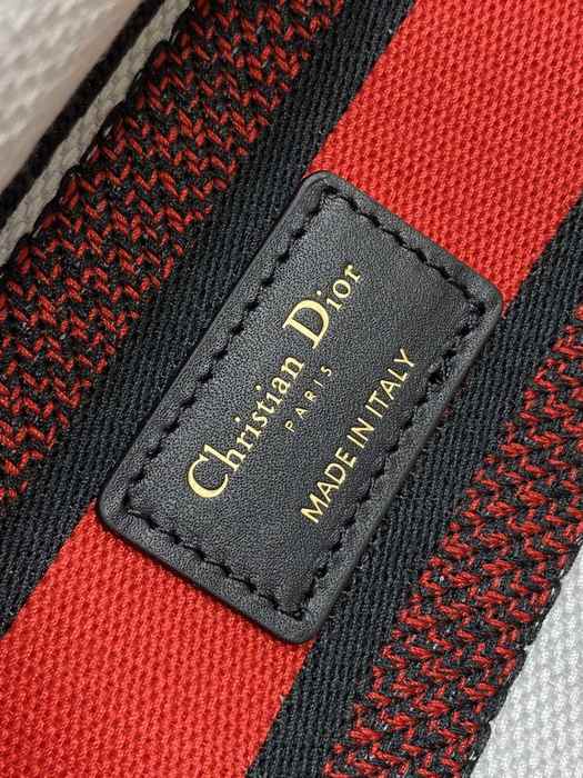 Dior Tote bag with elegant features Red 01A
