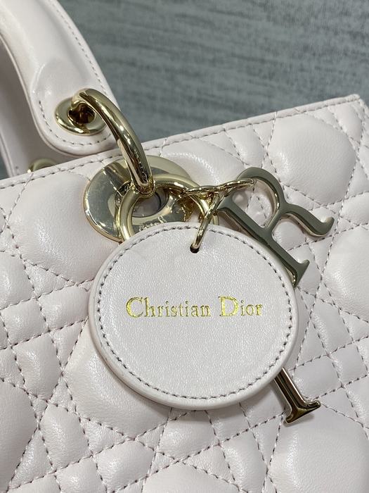 Dior Tote bag with elegant quilting White 01A