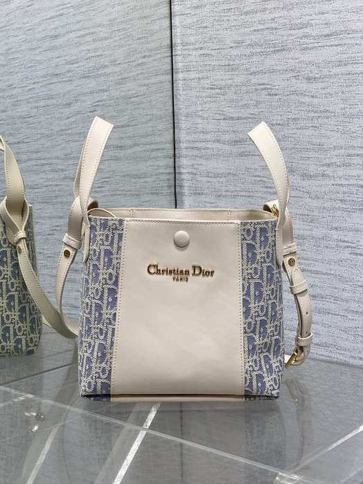 Dior Tote bag with elegant styling Beige 01A