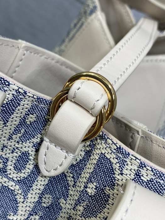 Dior Tote bag with elegant styling Beige 01A