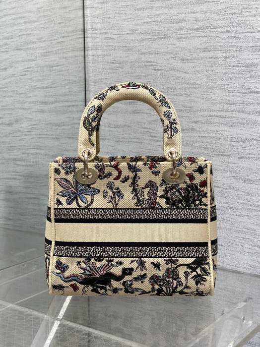 Dior Tote bag with floral and embroidered features Beige 01A