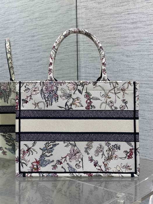 Dior Tote bag with floral design Beige 01A
