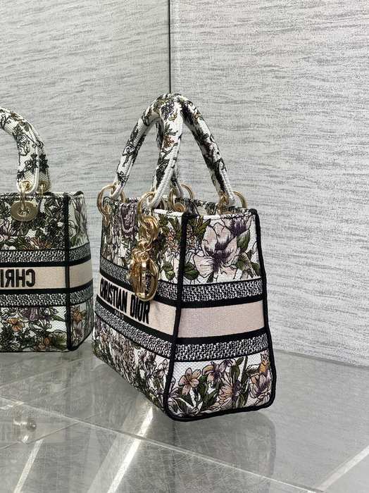 Dior Tote bag with floral design traits Beige 01A