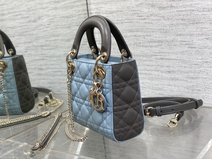 Dior Tote bag with modern design Blue 01A