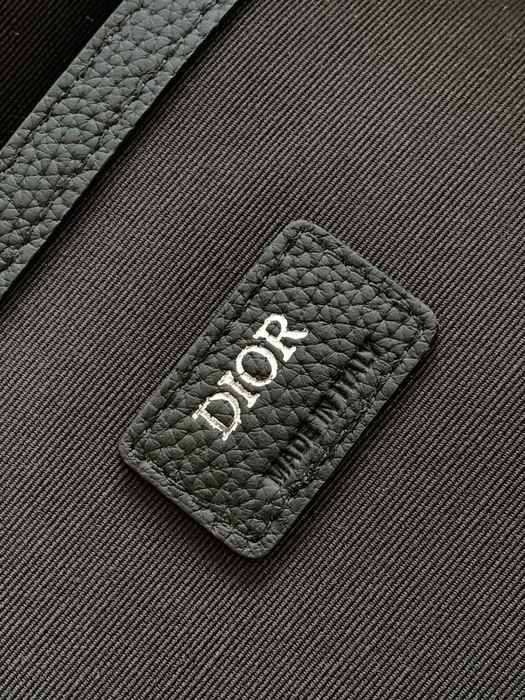 Dior Tote bag with modern features Black 01A