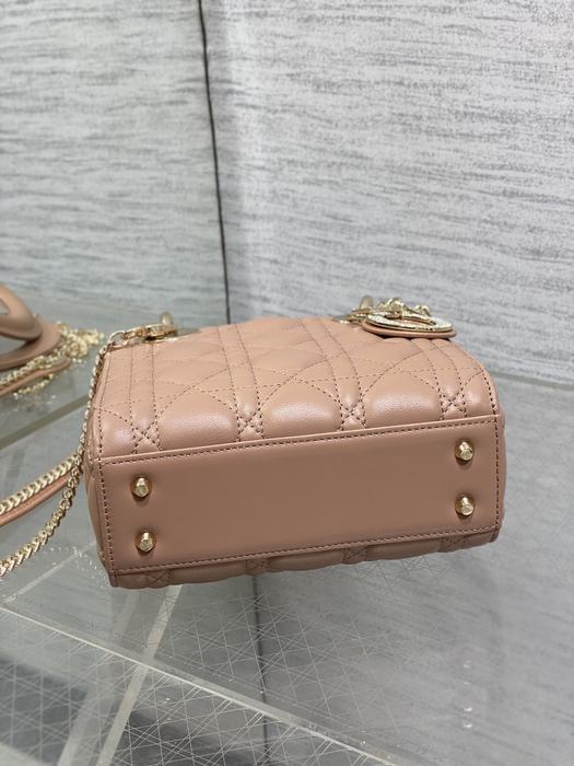 Dior Tote bag with quilted design Beige 01A