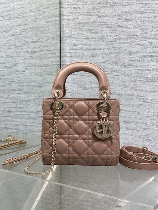 Dior Tote bag with quilted design Beige 01A