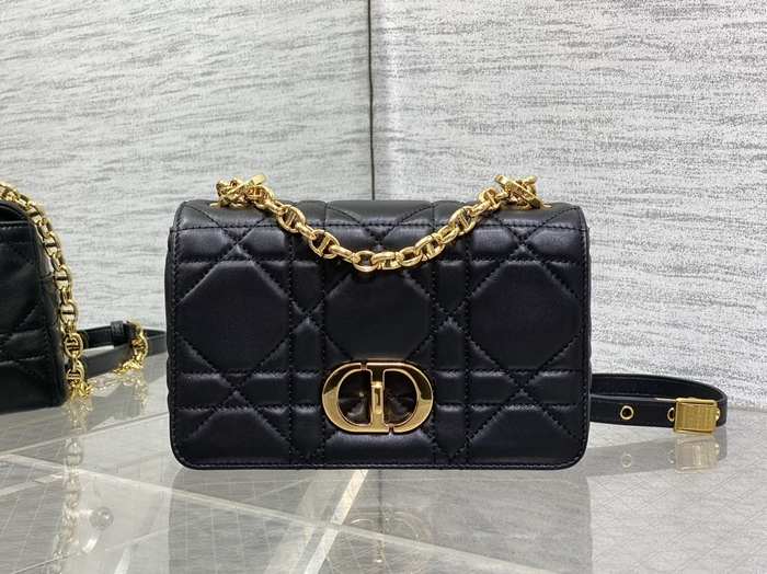 Dior Tote bag with quilted design Black 01A
