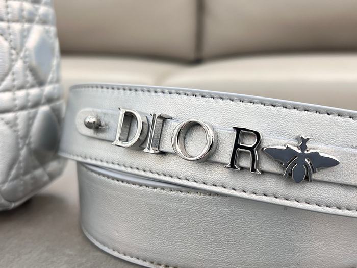 Dior Tote bag with quilted design Grey 01A