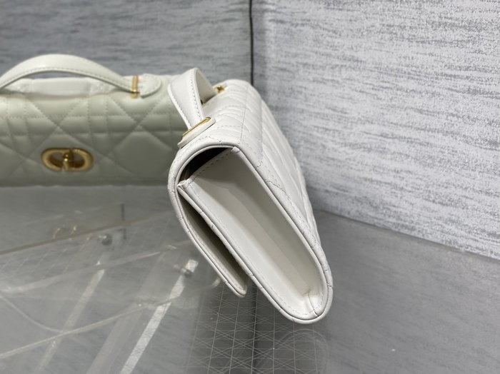 Dior Tote bag with quilted design White 01A 3