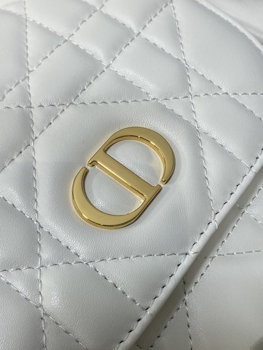 Dior Tote bag with quilted design White 01A 4