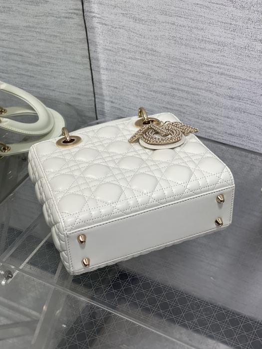 Dior Tote bag with quilted design White 01A