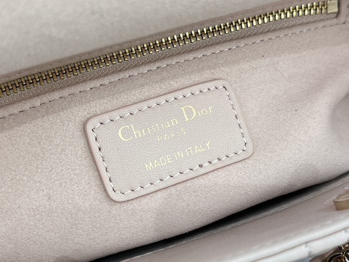 Dior Tote bag with quilted details Beige 01A