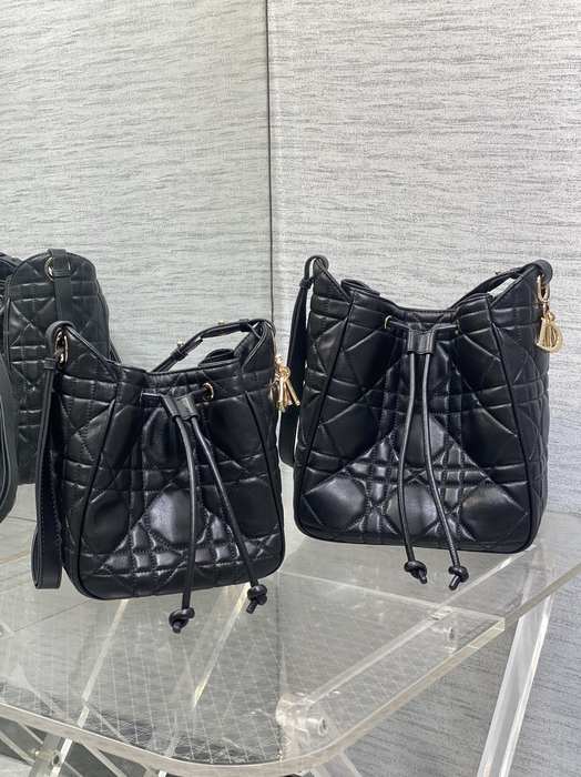 Dior Tote bag with quilted details Black 01A