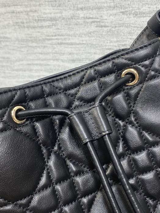 Dior Tote bag with quilted details Black 01A