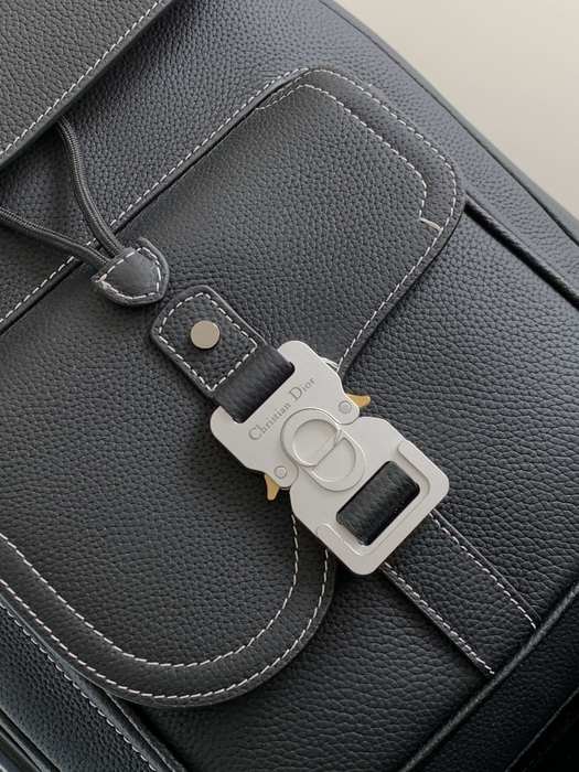 Dior Tote bag with sleek design Black 01A 4