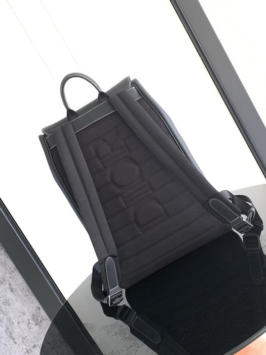 Dior Tote bag with sleek design Black 01A 4