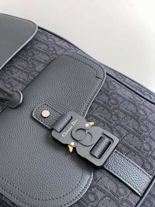 Dior Tote bag with sleek design Grey 01A