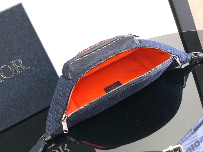 Dior Tote bag with sleek design Navy 01A