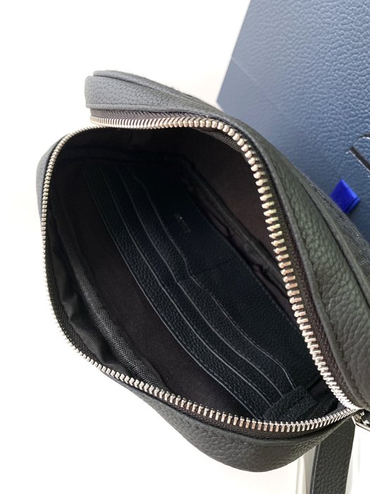 Dior Tote bag with structured design Black 01A 2