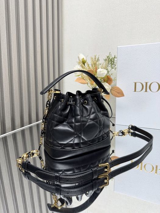 Dior Tote bag with structured design Black 01A