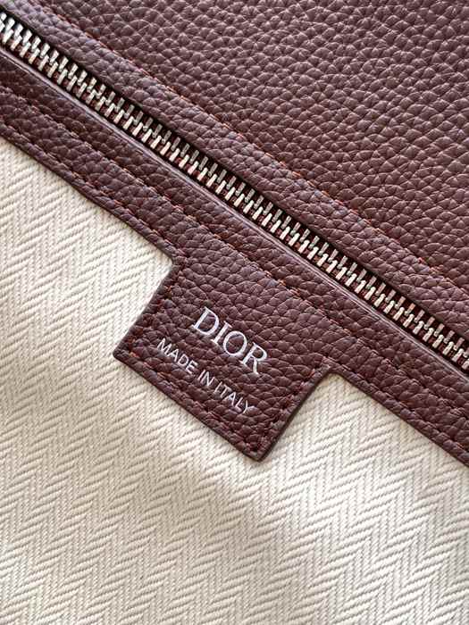 Dior Tote bag with structured design Brown 01A