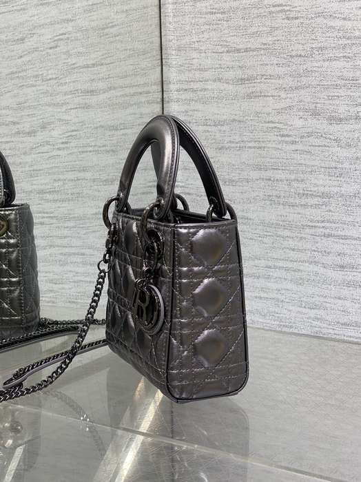 Dior Tote bag with structured design Grey 01A