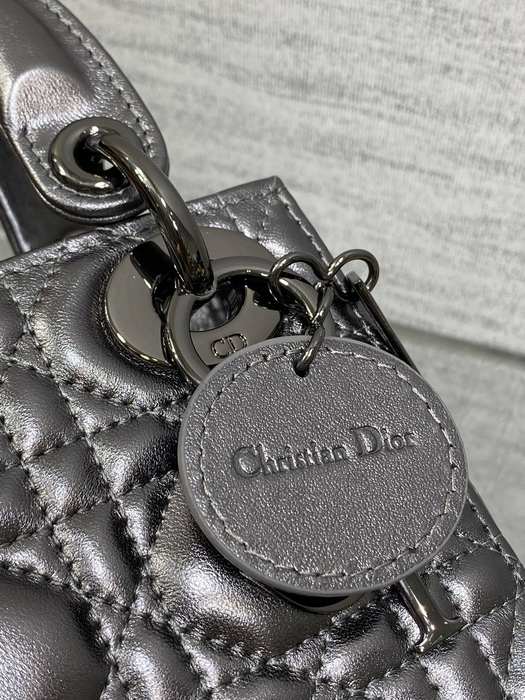 Dior Tote bag with structured design Grey 01A