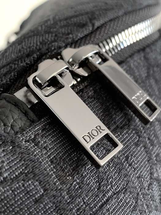 Dior Tote bag with structured design Navy 01A