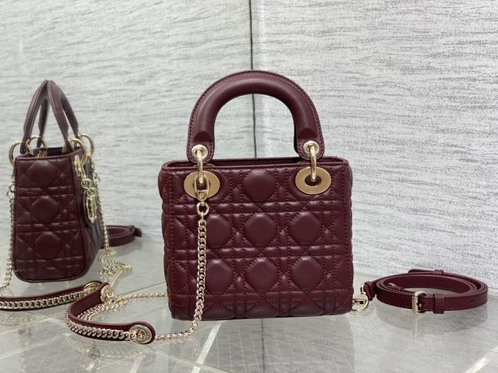 Dior Tote bag with stylish accents Burgundy 01A