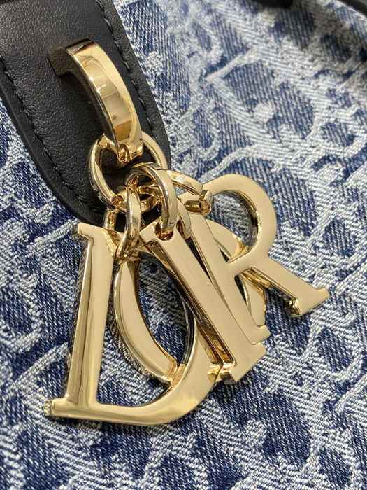Dior Tote bag with stylish characteristics Navy 01A