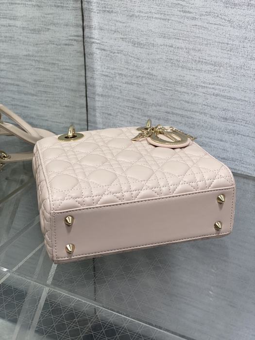 Dior Tote bag with stylish design Beige 01A