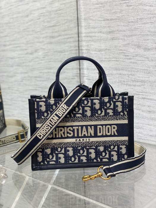Dior Tote bag with stylish design Navy 01A 2