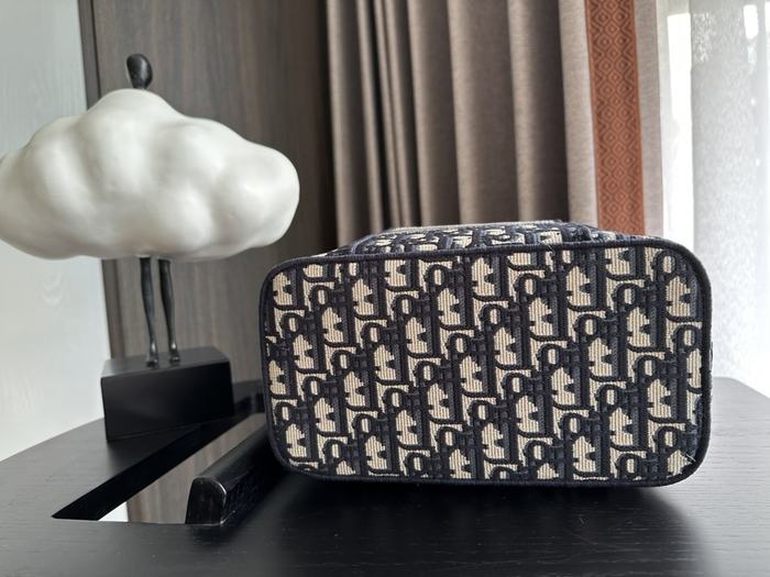 Dior Tote bag with stylish design Navy 01A