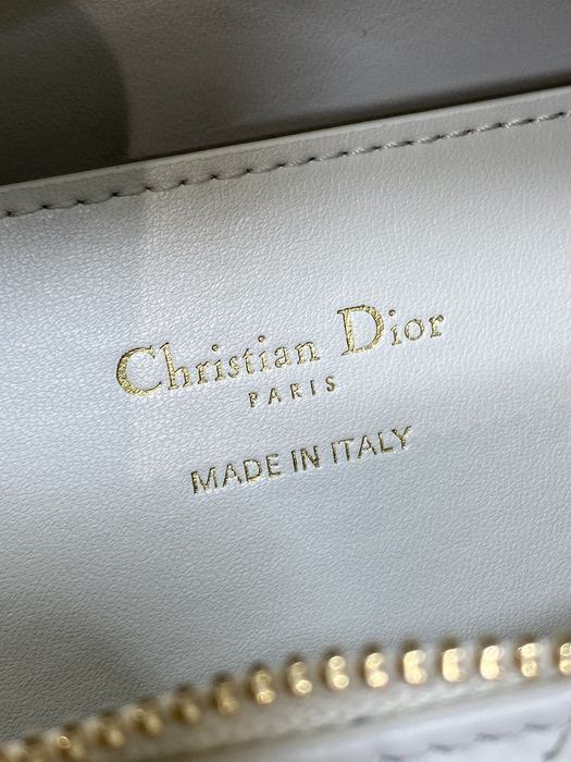 Dior Tote bag with stylish design White 01A