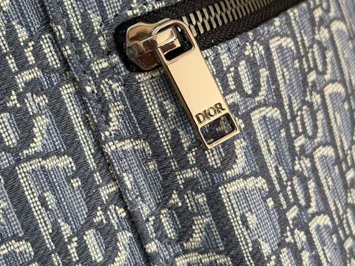 Dior Tote bag with stylish design traits Blue 01A