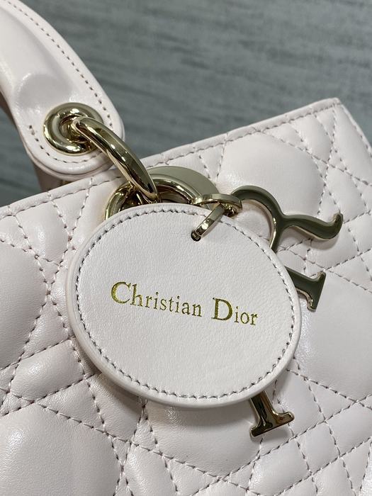 Dior Tote bag with stylish elements Beige 01A