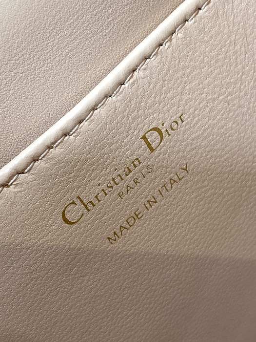 Dior Tote bag with stylish features Beige 01A 11
