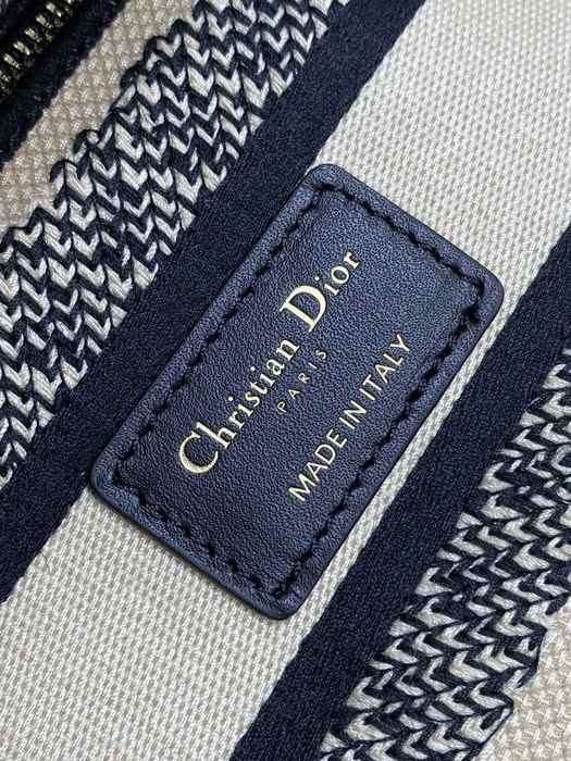 Dior Tote bag with stylish features Beige 01A 12