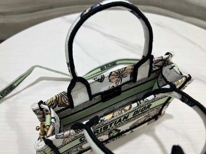 Dior Tote bag with stylish features Beige 01A 13