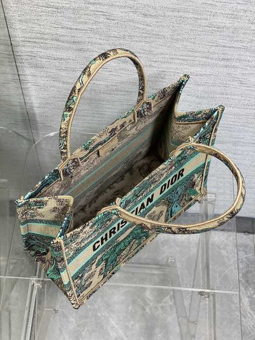 Dior Tote bag with stylish features Beige 01A 14